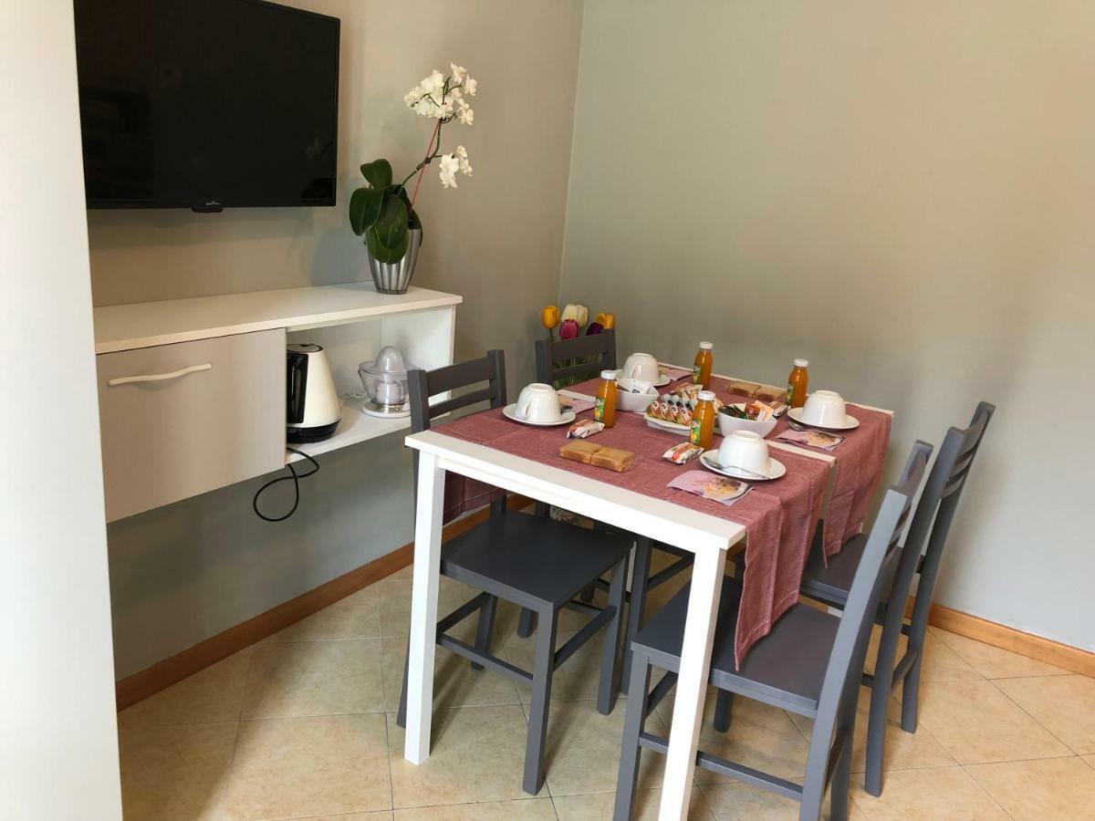 Bergamo Easy Airport Apartment Luaran gambar