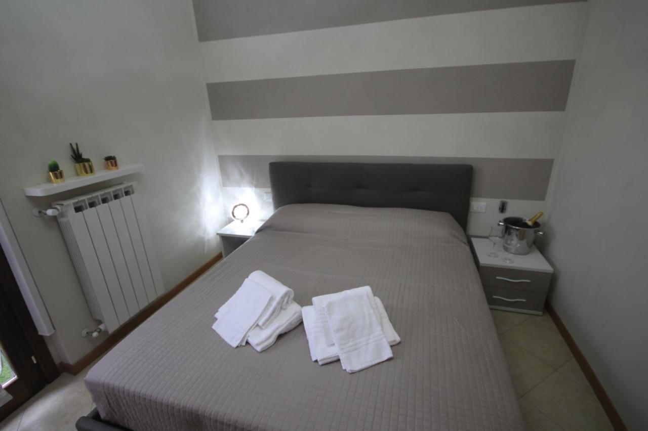 Bergamo Easy Airport Apartment Luaran gambar