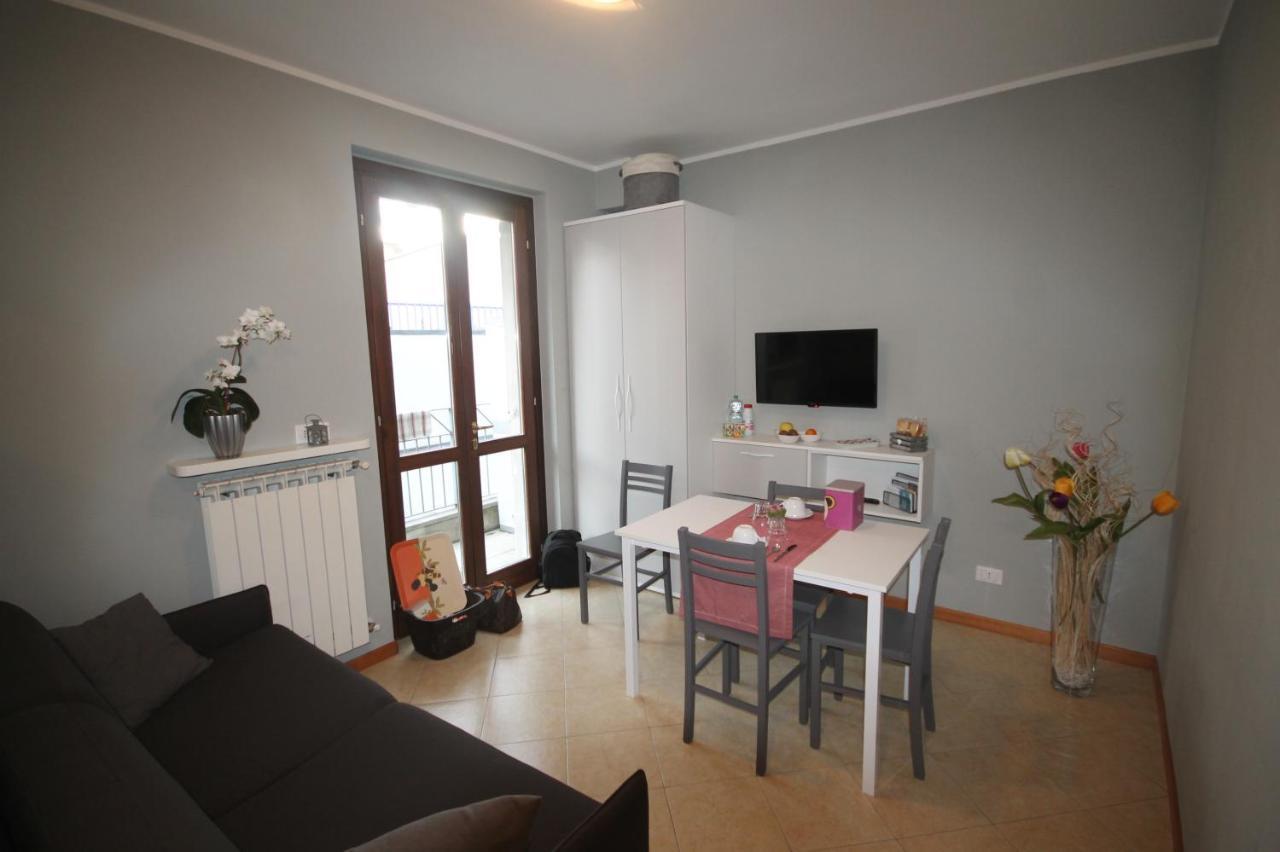 Bergamo Easy Airport Apartment Luaran gambar