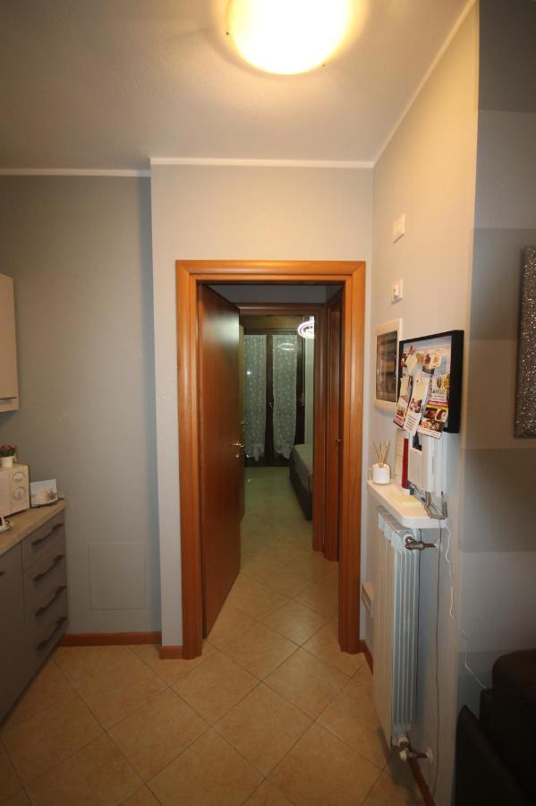 Bergamo Easy Airport Apartment Luaran gambar